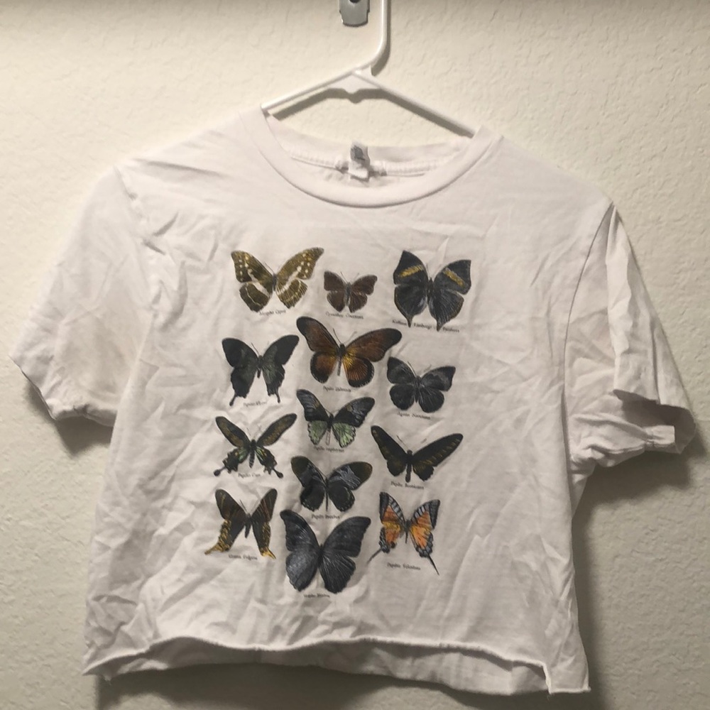 Butterfly crop t-shirt